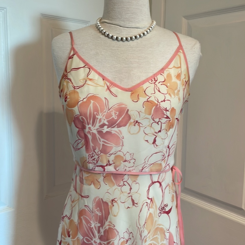 100% silk. - Picture 2 of 5